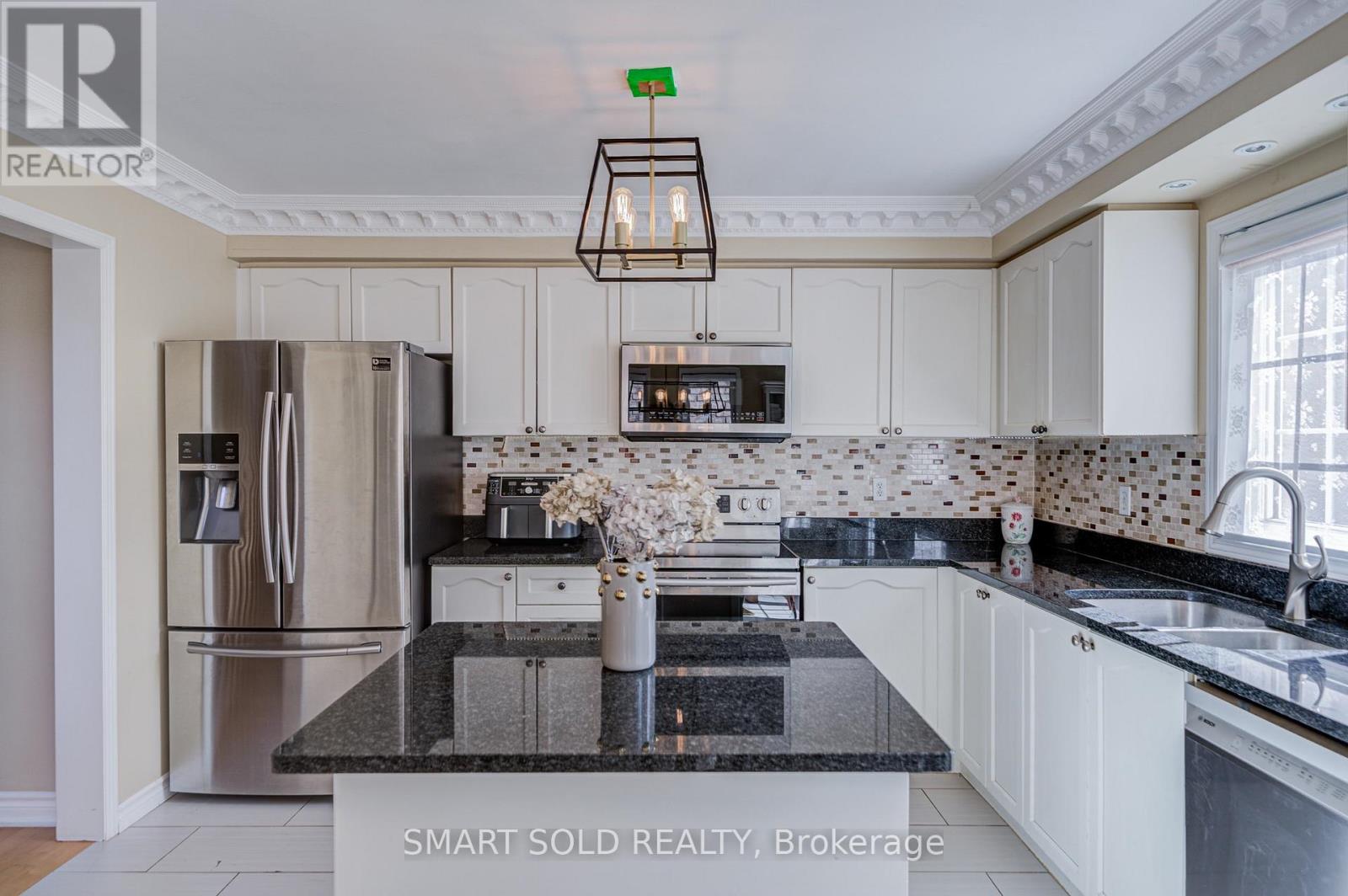 6 Sugarforest Drive Property Photo 12