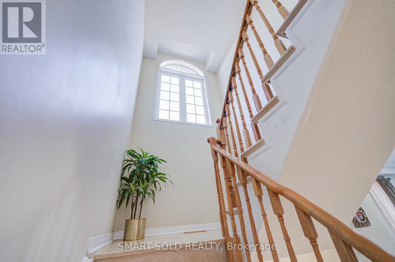 6 Sugarforest Drive Property Photo 16