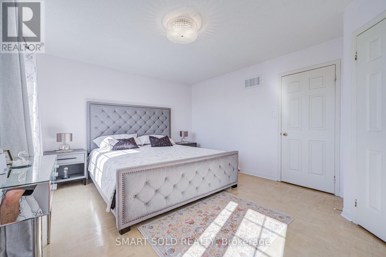 6 Sugarforest Drive Property Photo 19