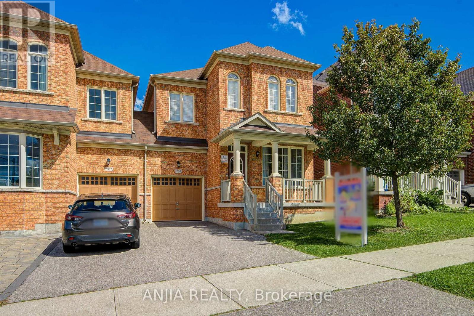 205 Harbord Street Property Photo 1