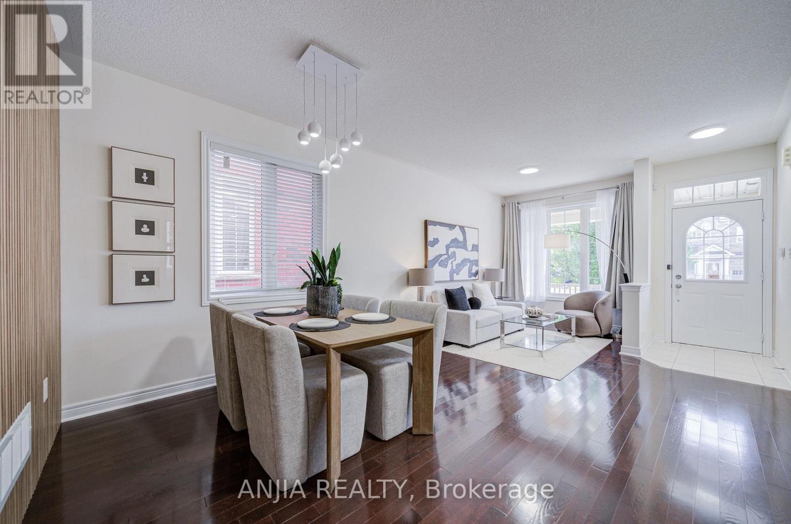 205 Harbord Street Property Photo 11