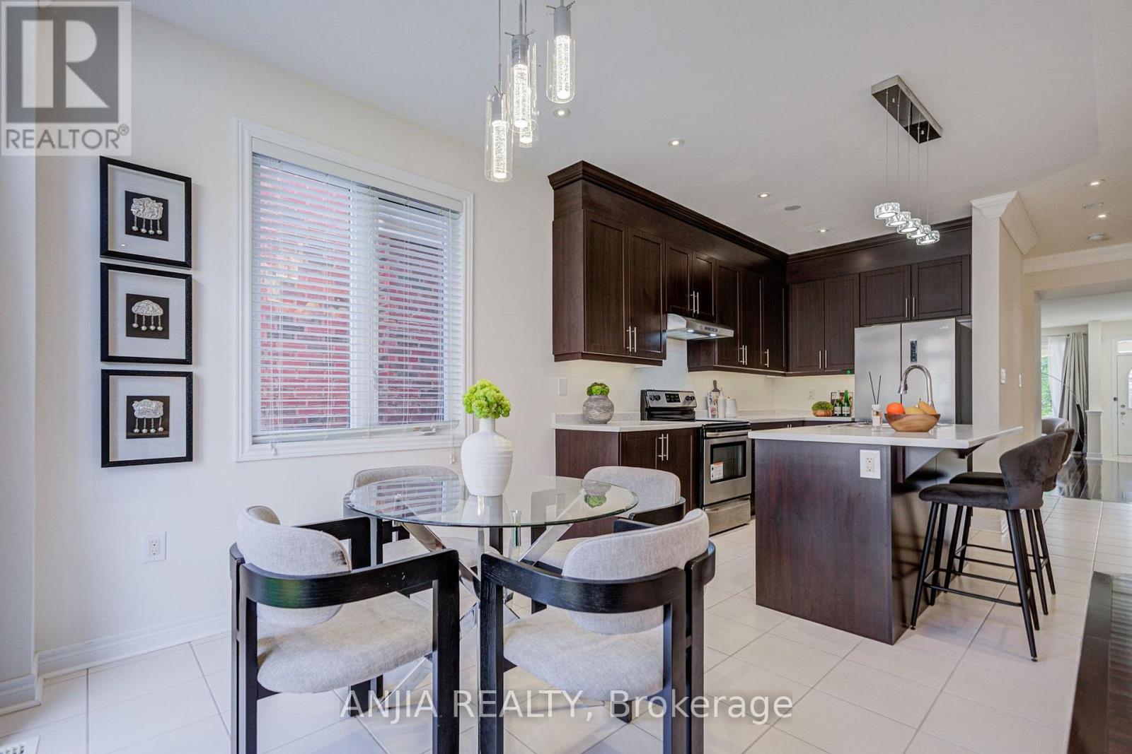 205 Harbord Street Property Photo 23