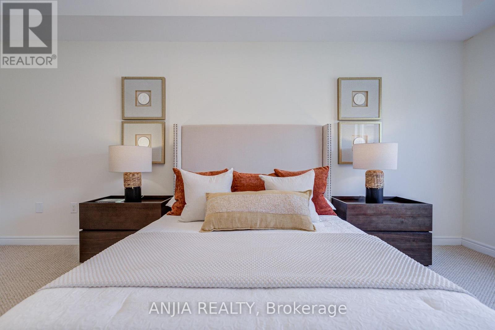 205 Harbord Street Property Photo 32