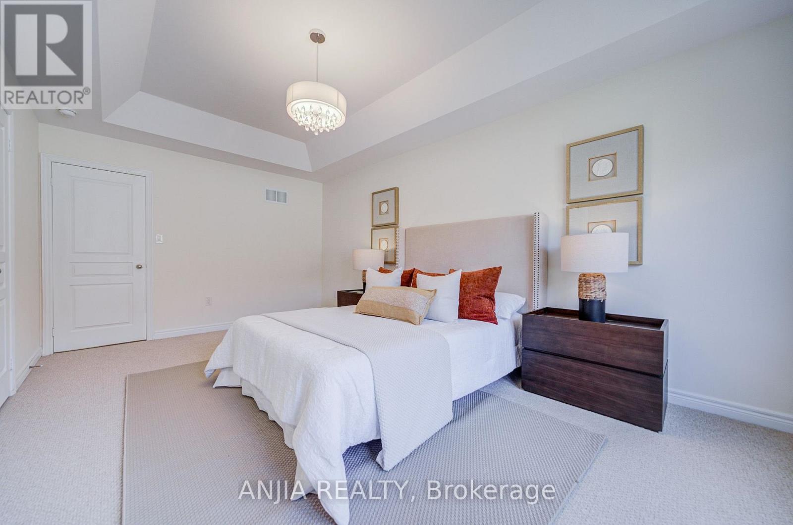 205 Harbord Street Property Photo 33
