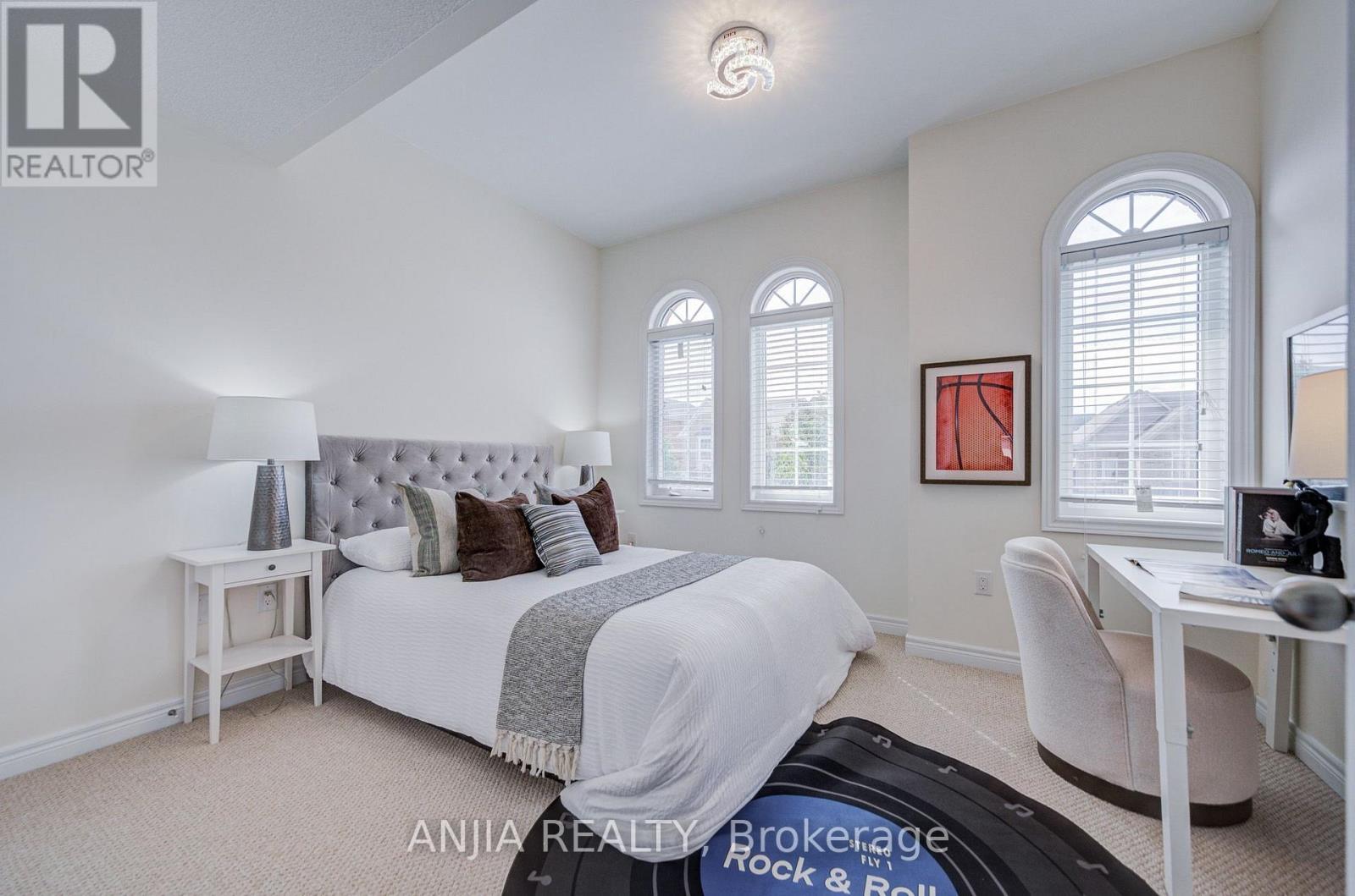 205 Harbord Street Property Photo 44