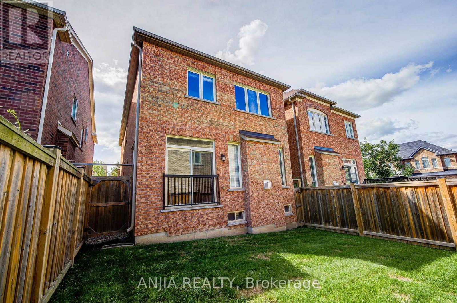 205 Harbord Street Property Photo 48