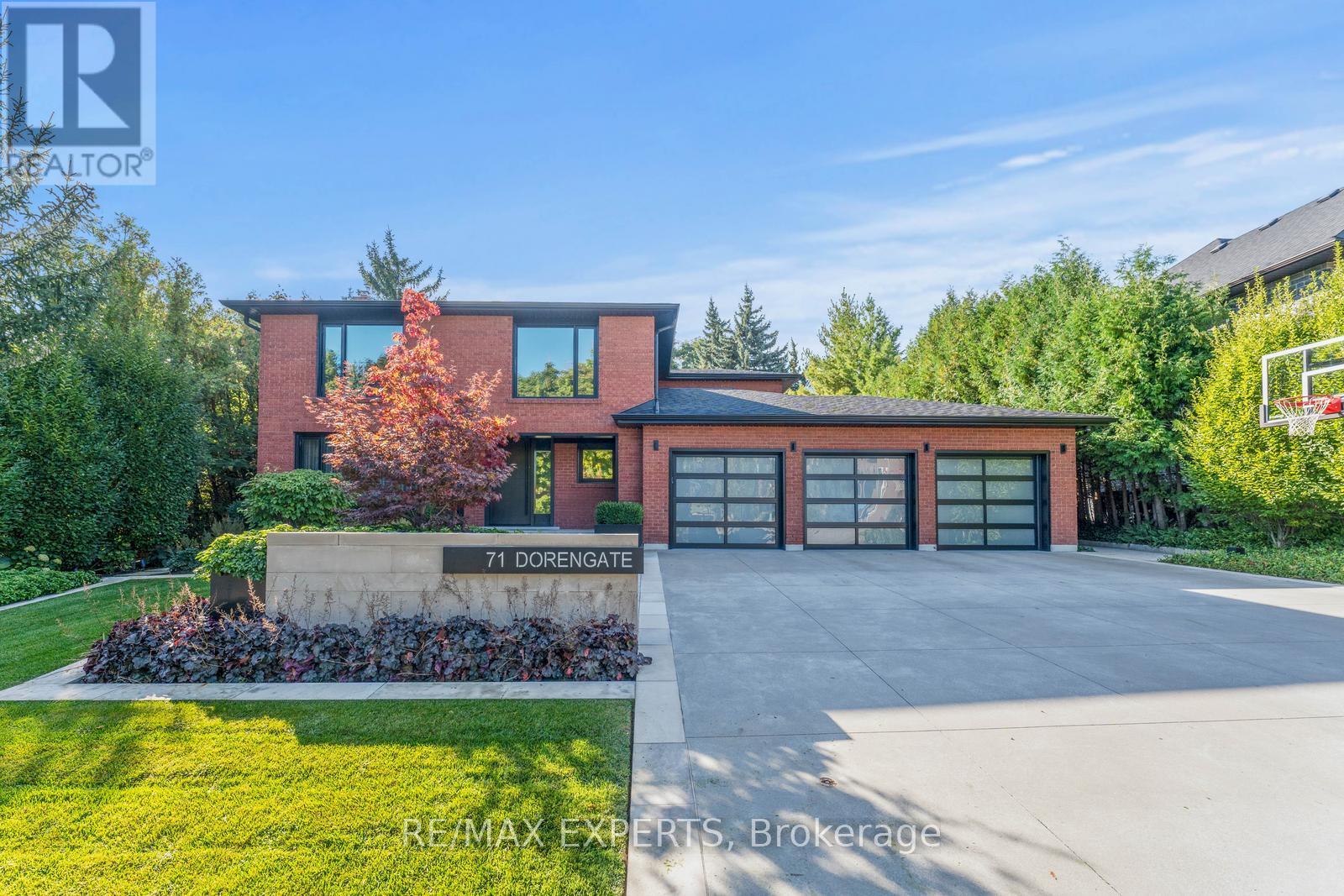 71 Dorengate Drive Property Photo 1