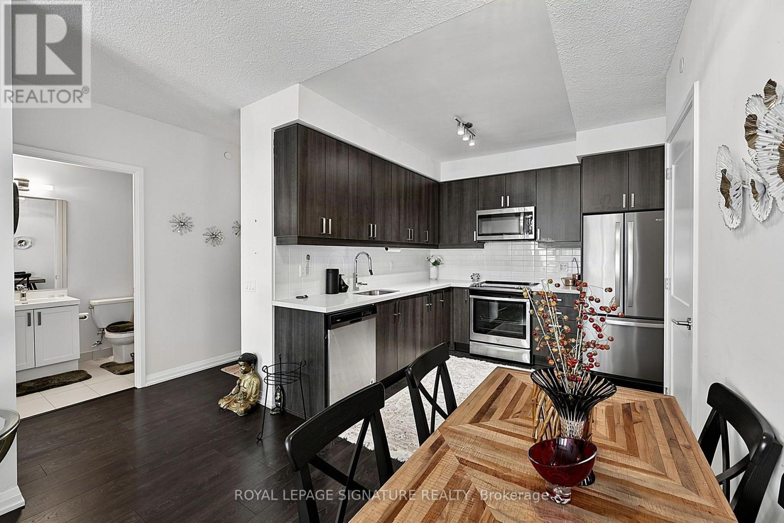 2908 - 7895 Jane Street Property Photo 7