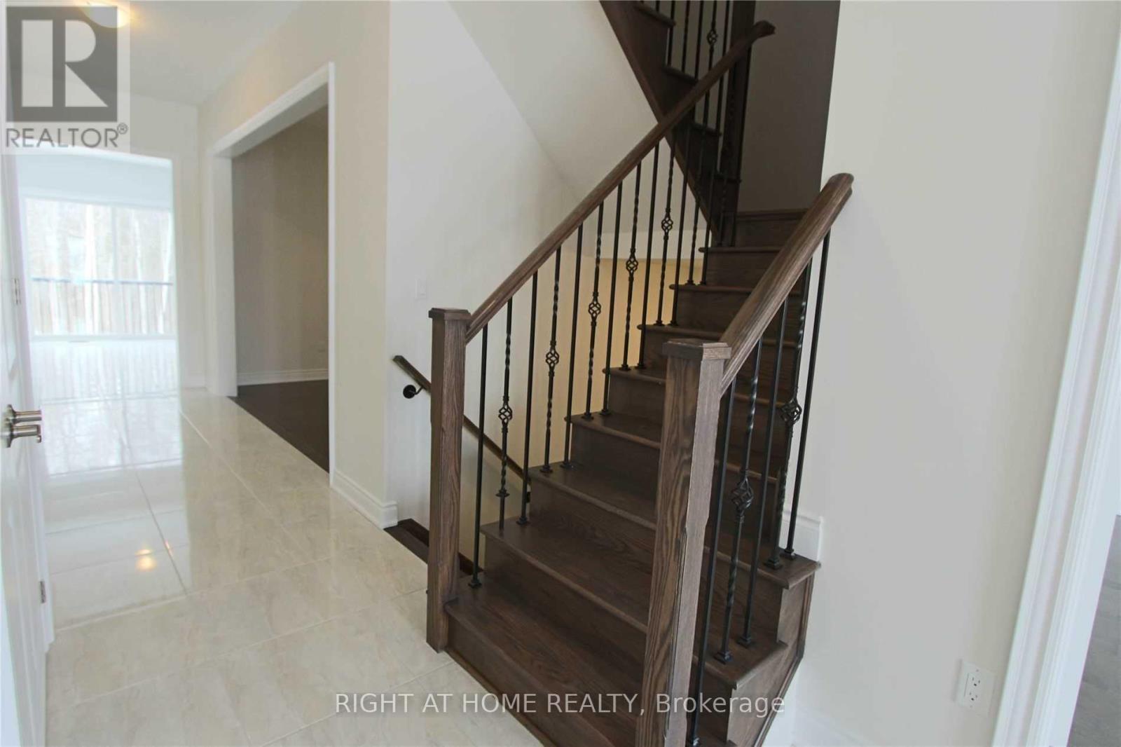 1665 Emberton Way Property Photo 12