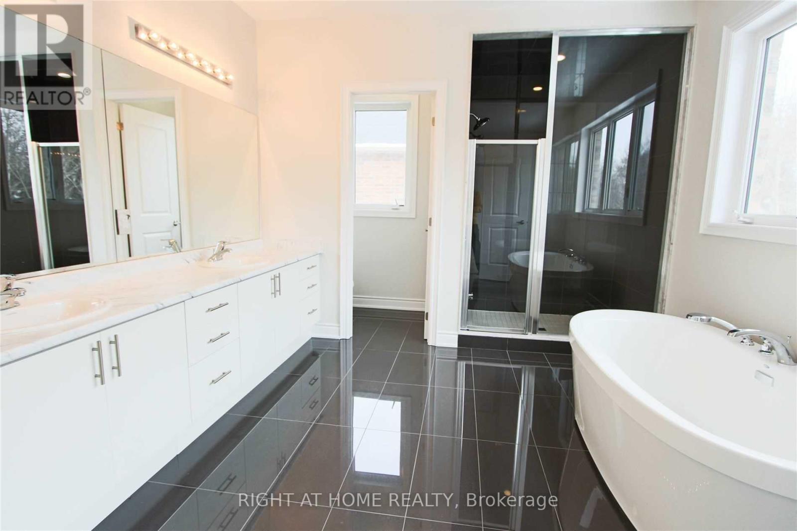 1665 Emberton Way Property Photo 15