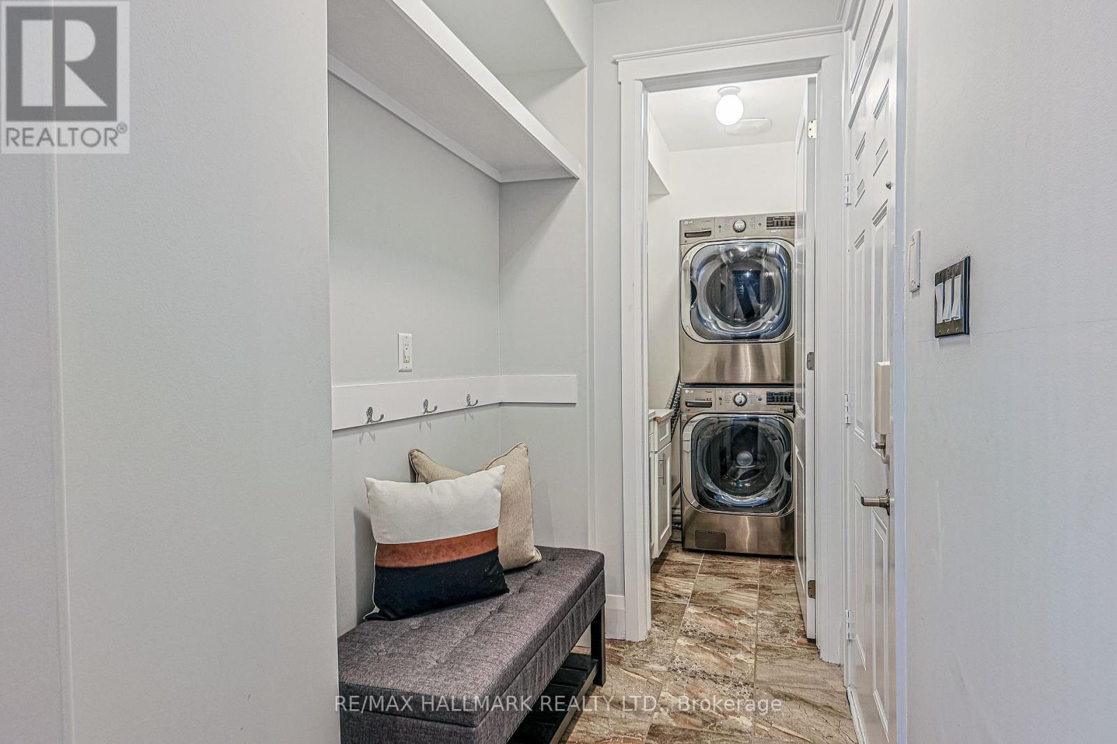 315 Thomas Phillips Drive Property Photo 17