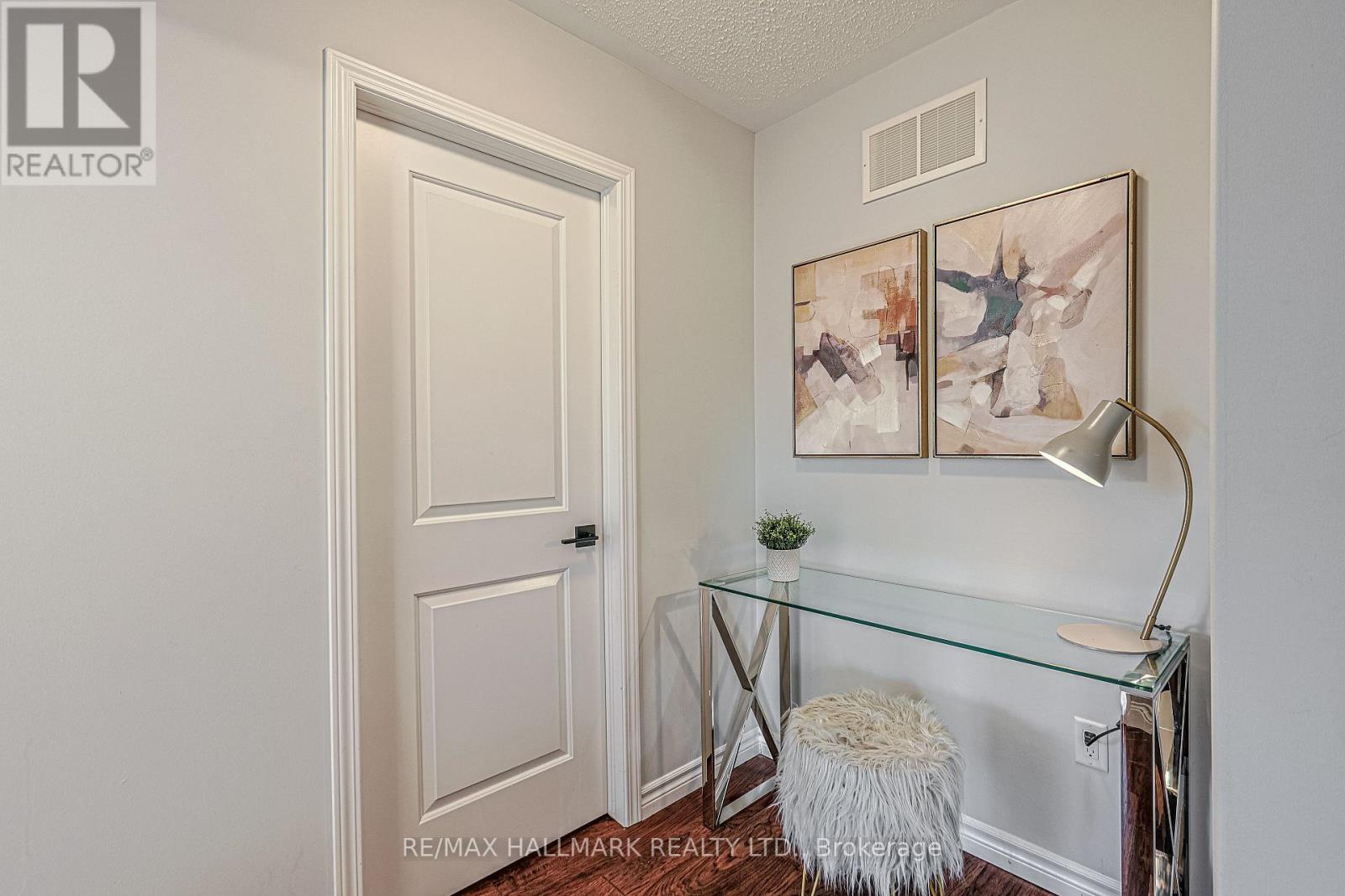 315 Thomas Phillips Drive Property Photo 24