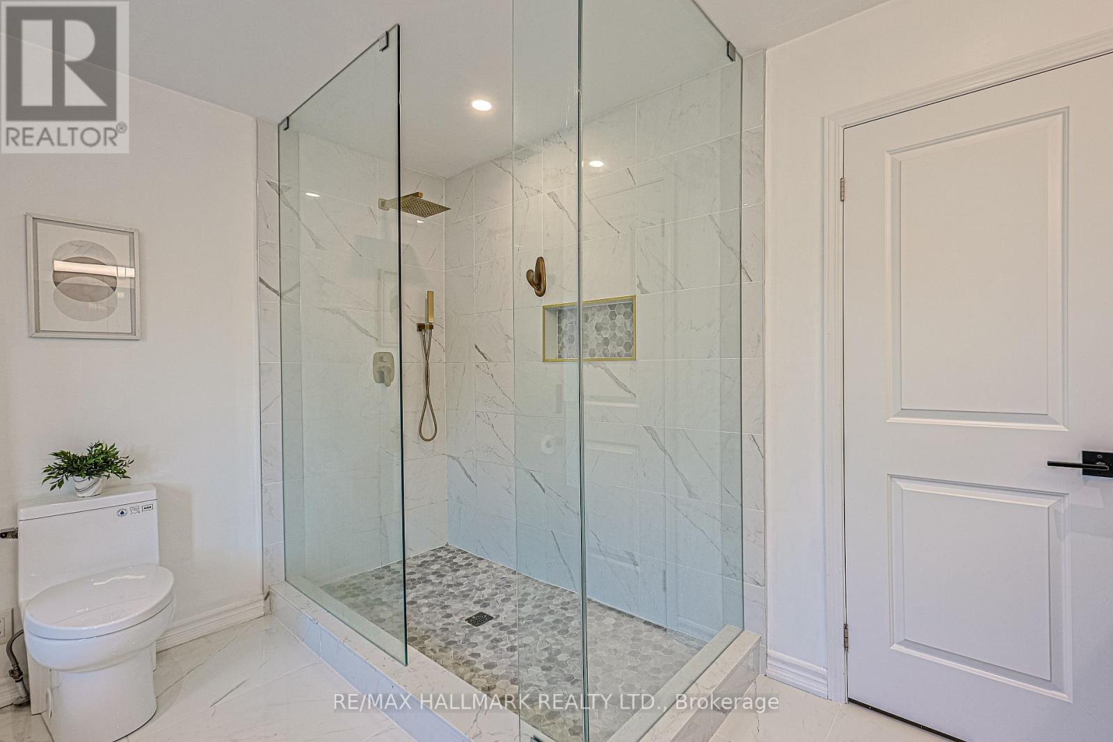 315 Thomas Phillips Drive Property Photo 27