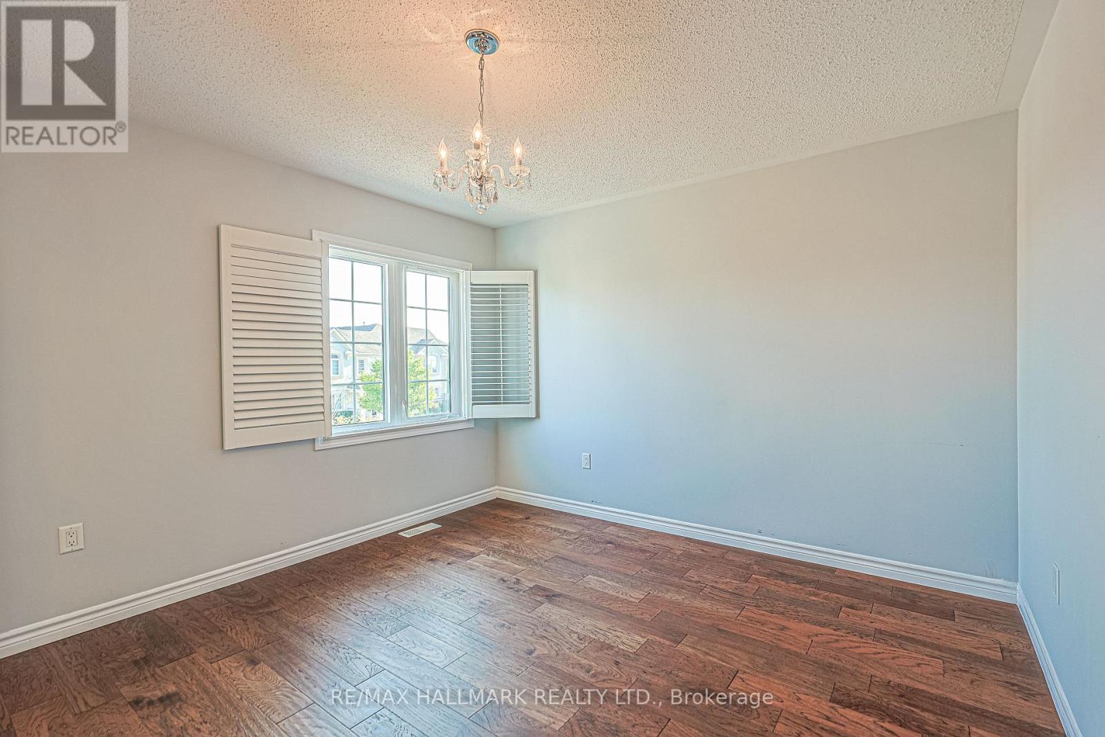 315 Thomas Phillips Drive Property Photo 36