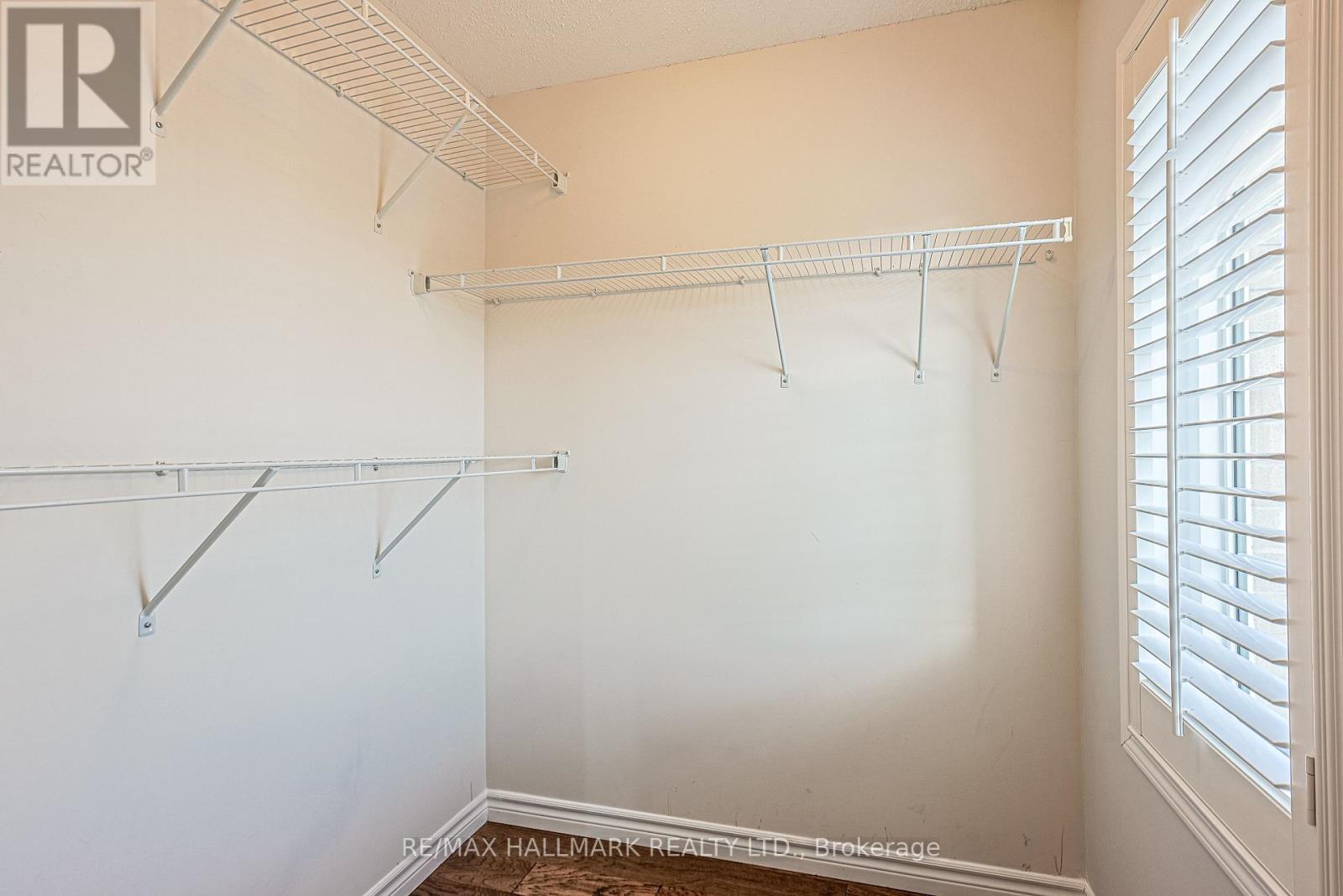 315 Thomas Phillips Drive Property Photo 39