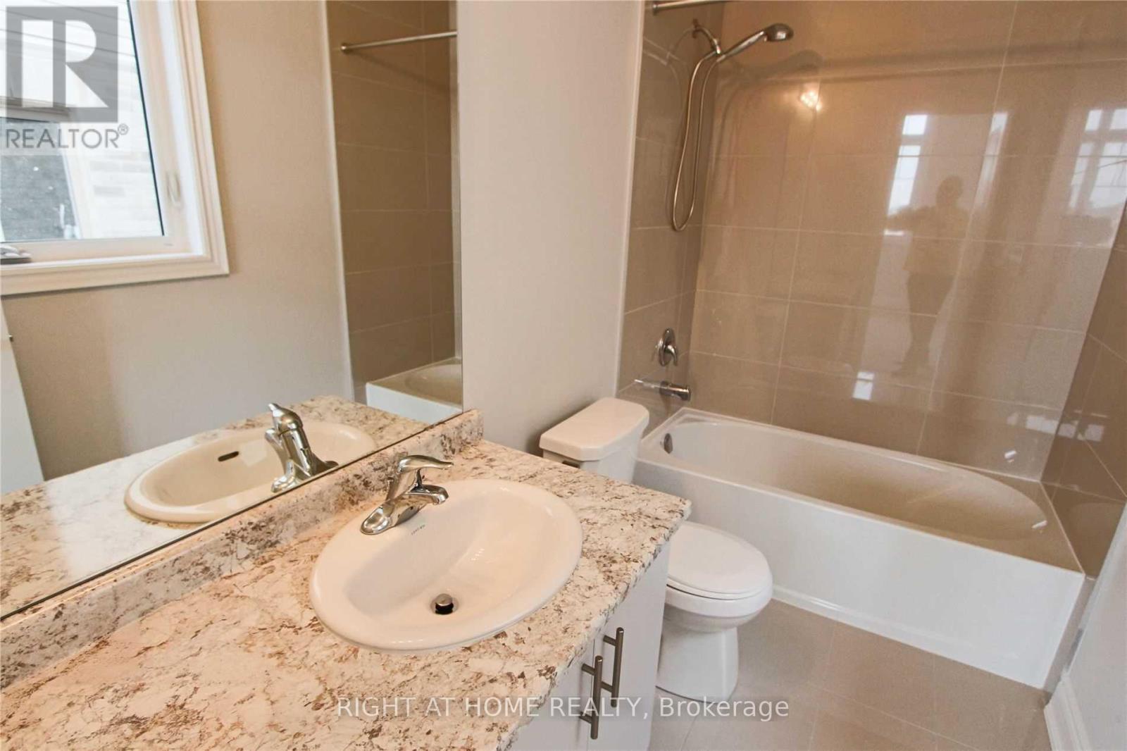 1665 Emberton Way Property Photo 22