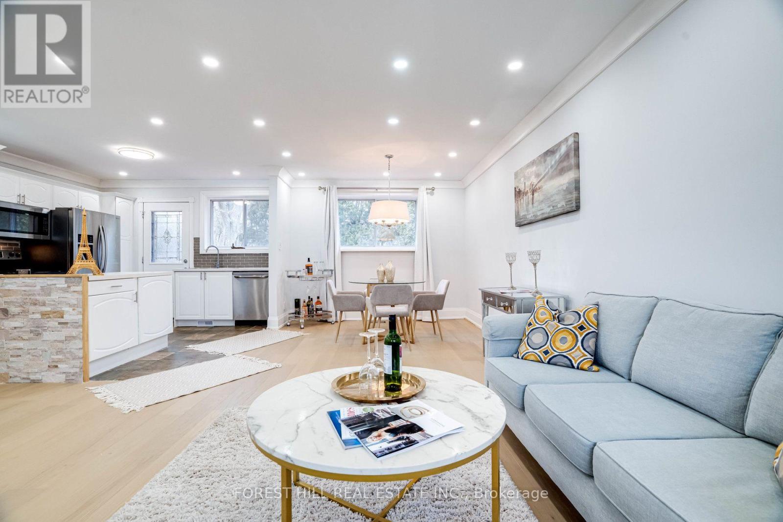 1 Willis Drive Property Photo 11