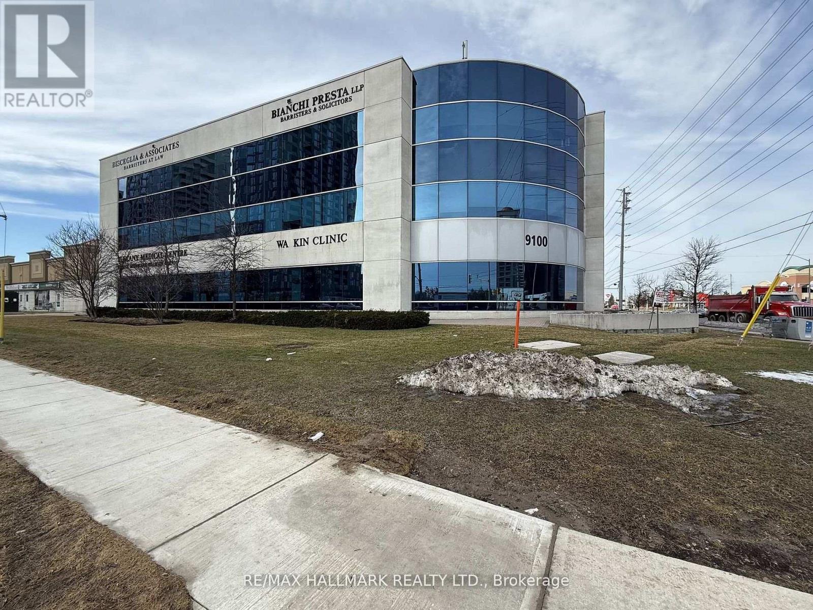 9100 Jane Street Property Photo 1
