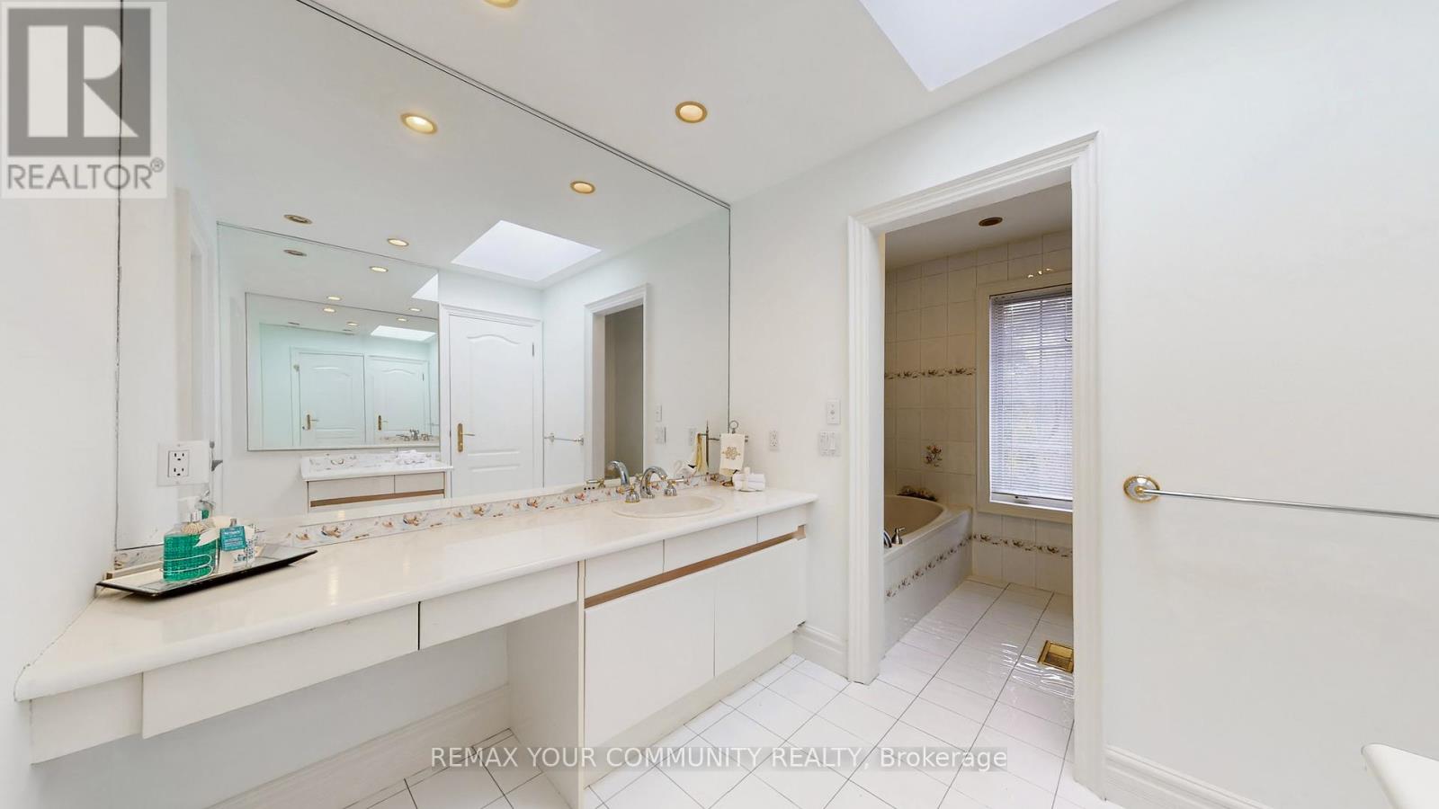 22 Valloncliffe Road Property Photo 28
