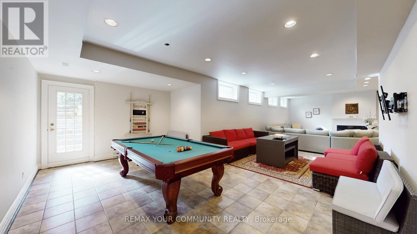 22 Valloncliffe Road Property Photo 33