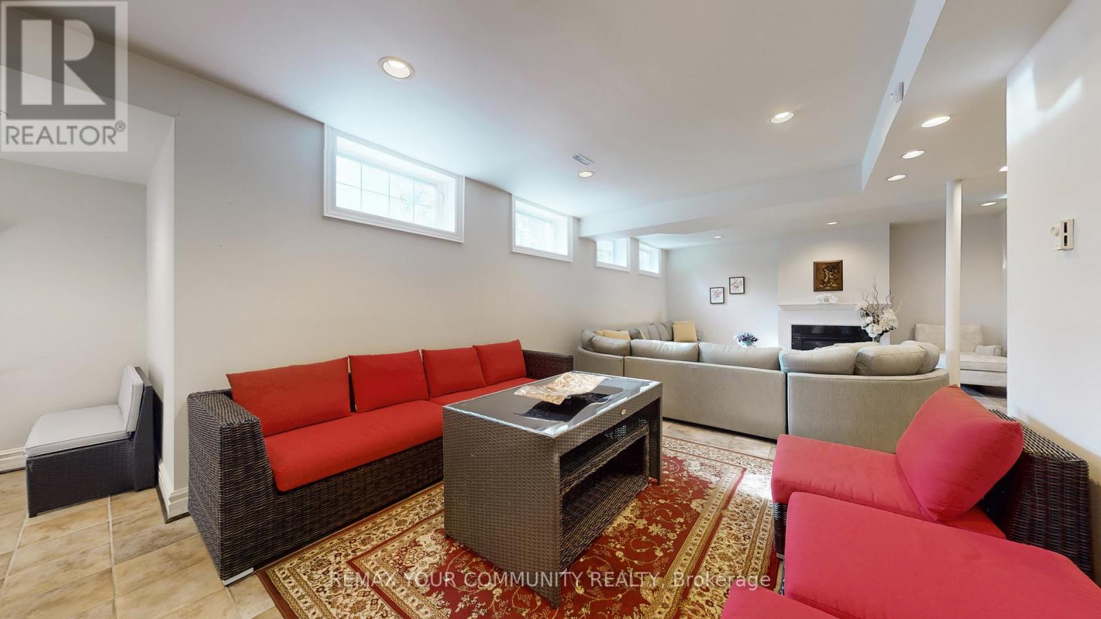 22 Valloncliffe Road Property Photo 35