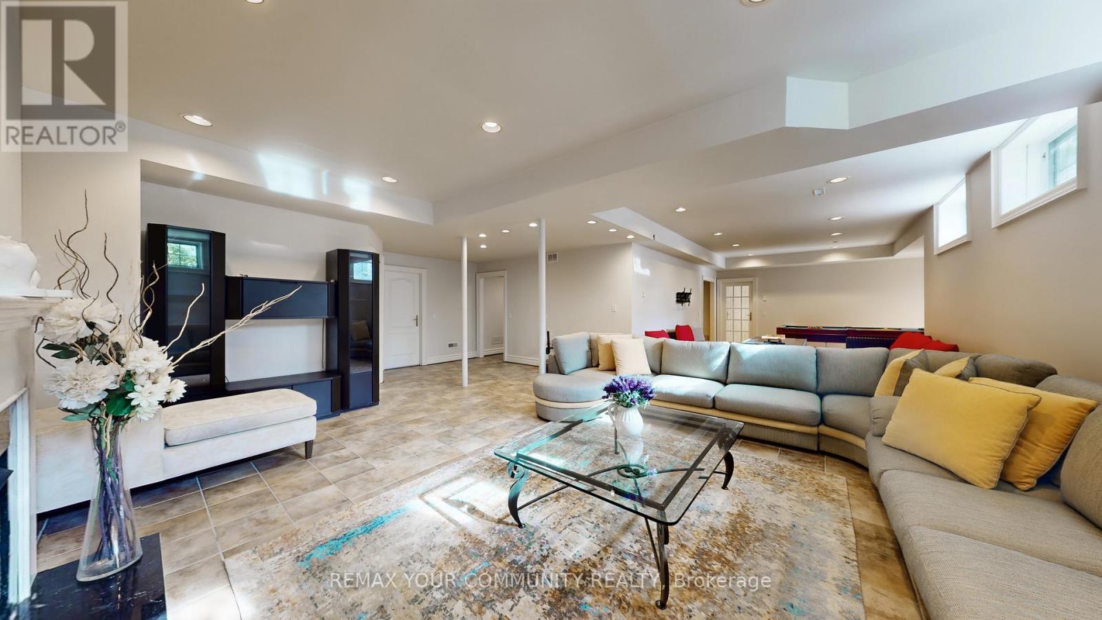 22 Valloncliffe Road Property Photo 36