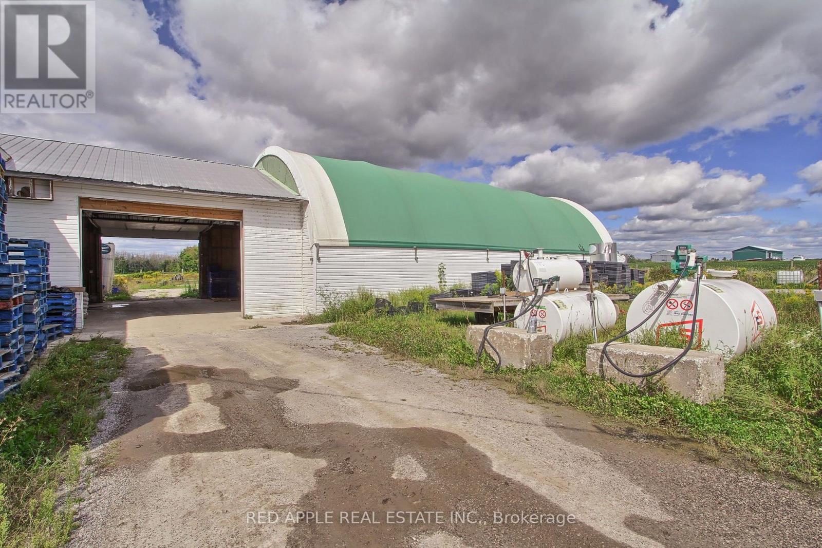 B1595 48 Highway E Property Photo 26