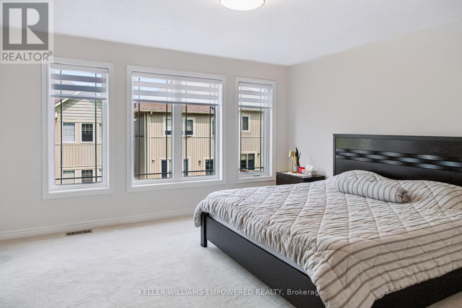 33 Winisk Street Property Photo 10