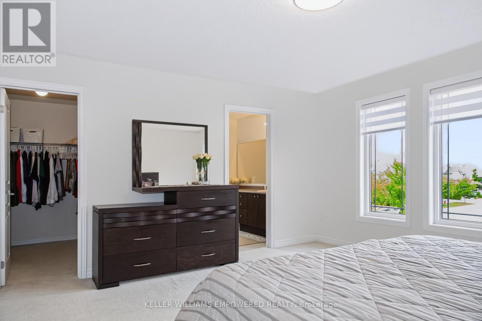 33 Winisk Street Property Photo 11