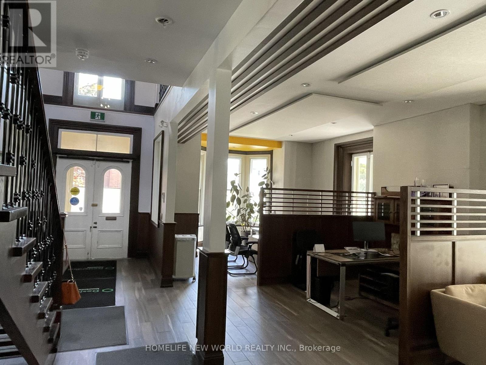 15342 Yonge Street Property Photo 33