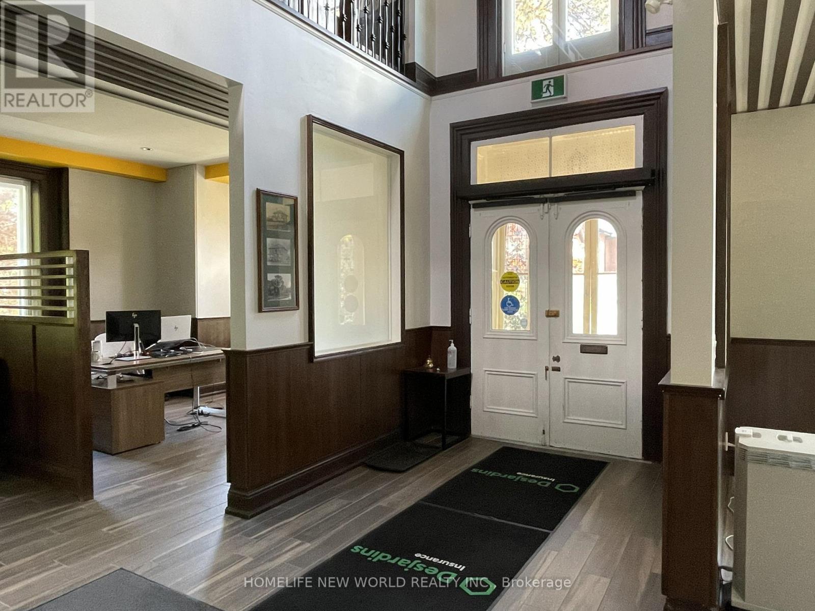 15342 Yonge Street Property Photo 36