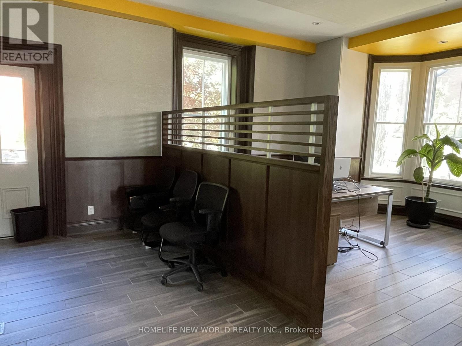 15342 Yonge Street Property Photo 41