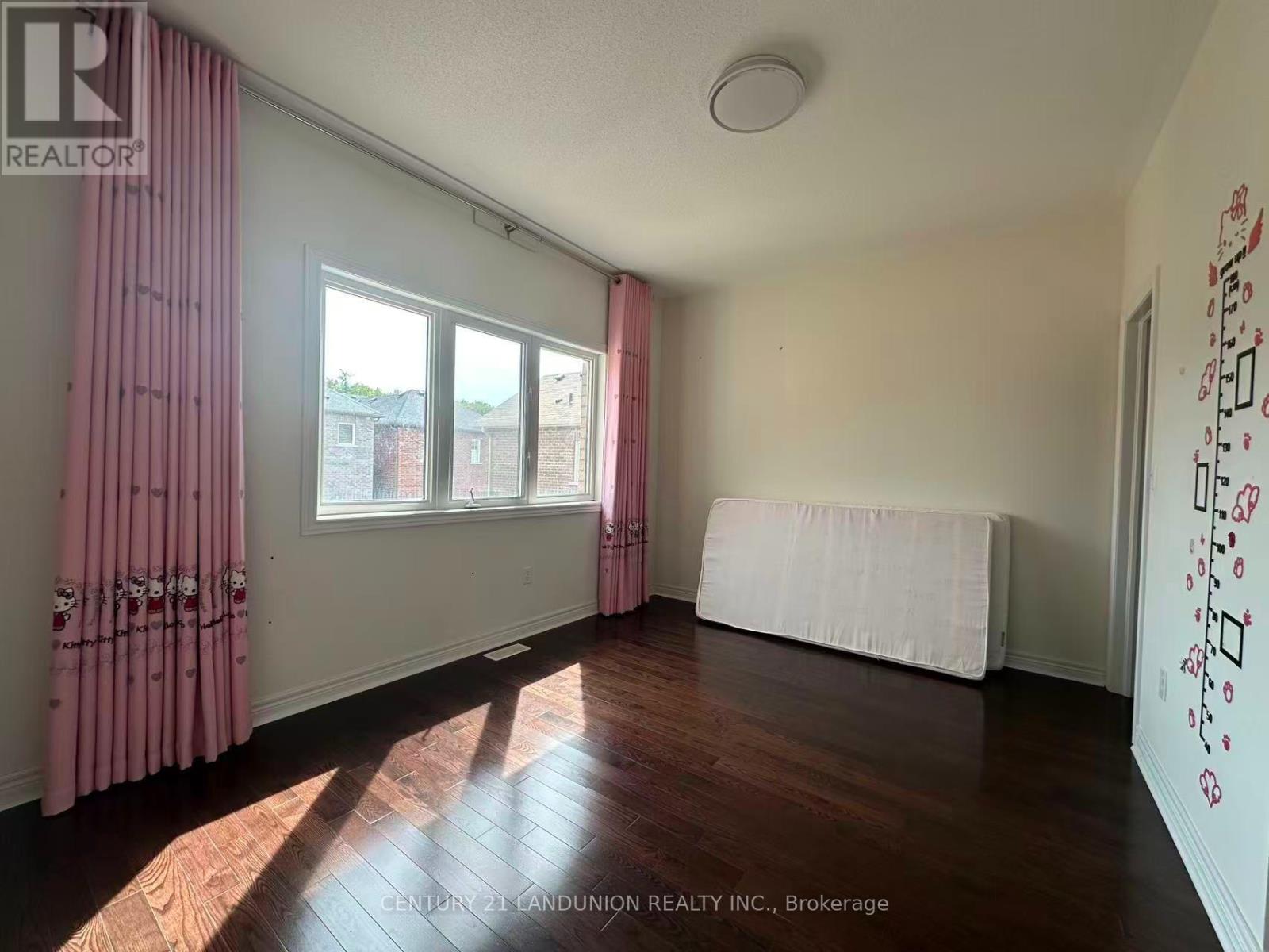 5 Portia Street Property Photo 10