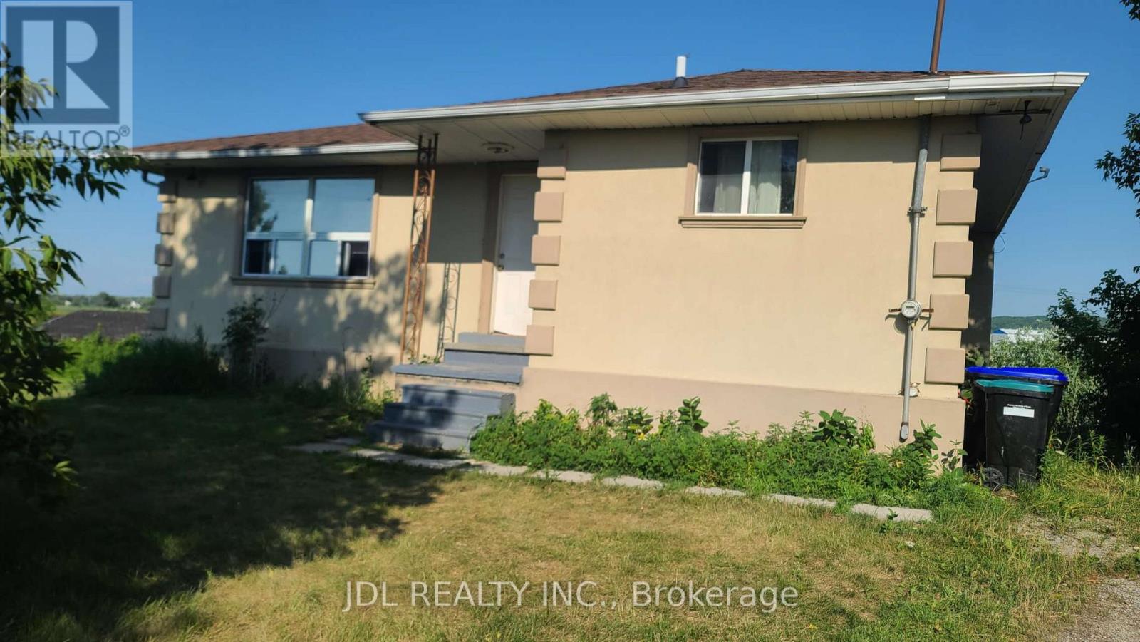 2411 Canal Road Property Photo 2