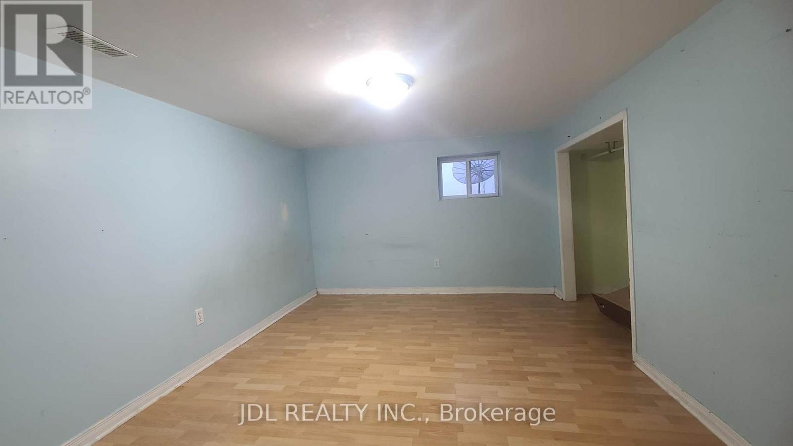 2411 Canal Road Property Photo 12