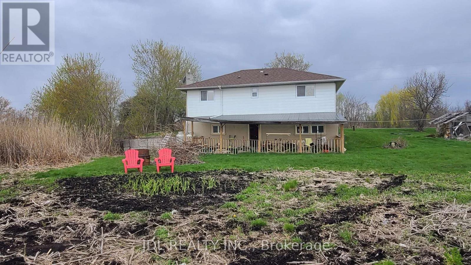 2411 Canal Road Property Photo 16