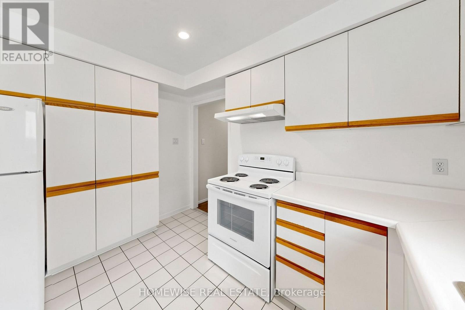 Main - 11 Briarcliffe Crescent Property Photo 12