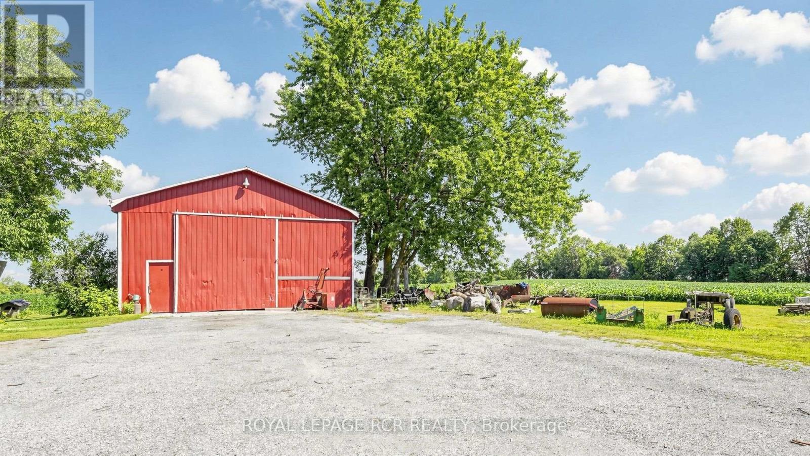 4244 4th Line Property Photo 7