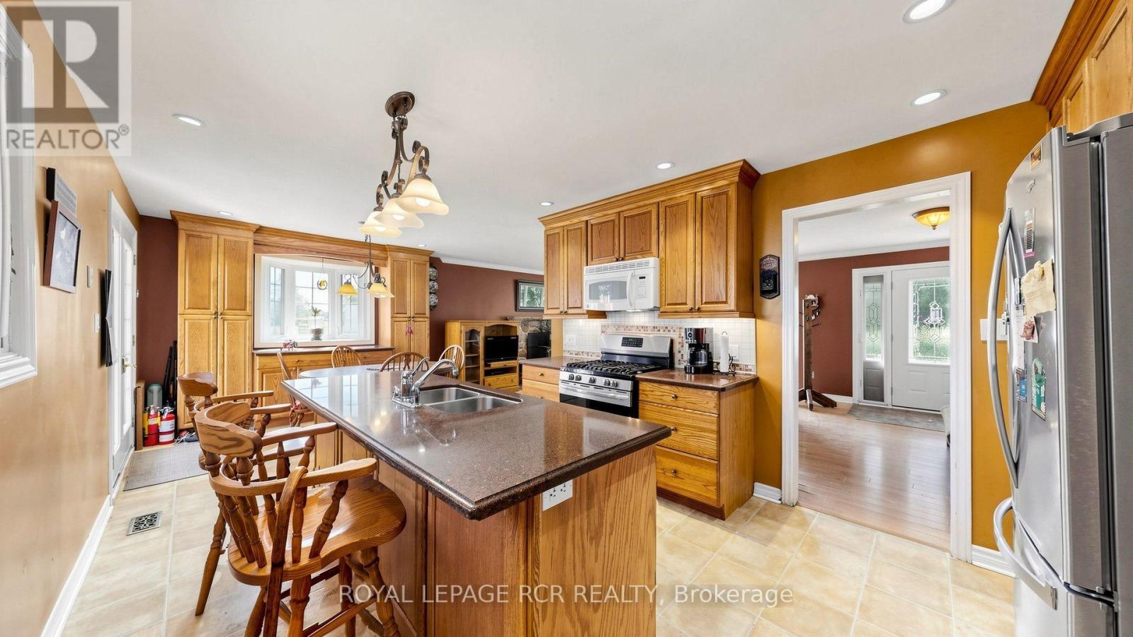 4244 4th Line Property Photo 16