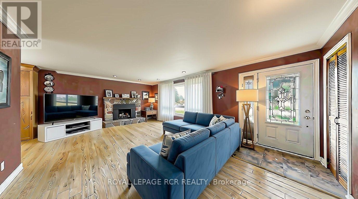 4244 4th Line Property Photo 27
