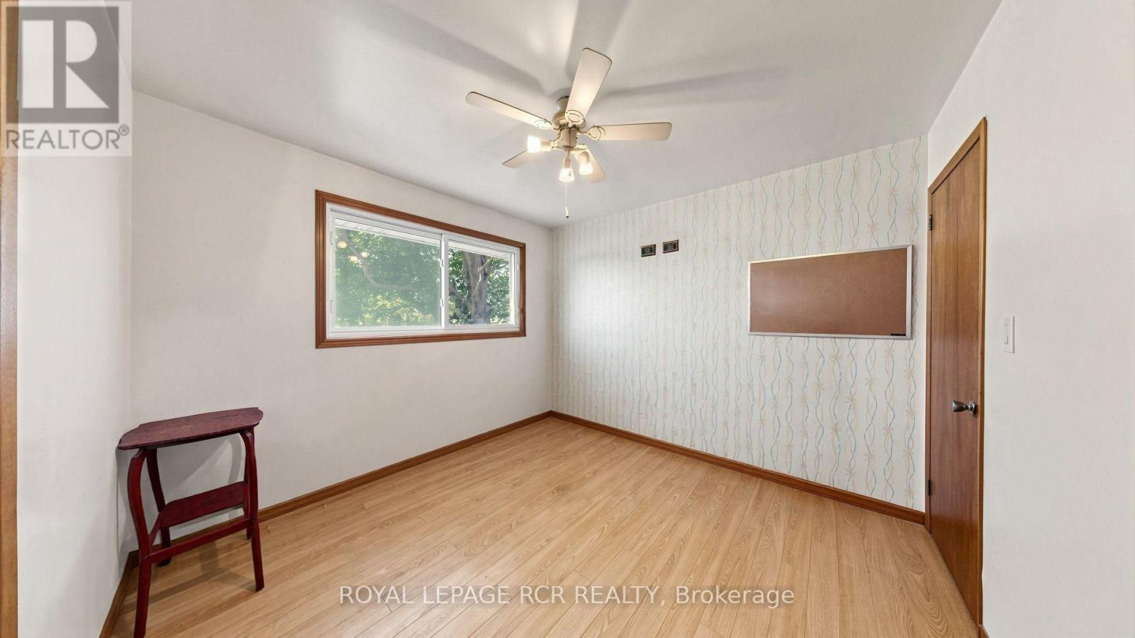 4244 4th Line Property Photo 30