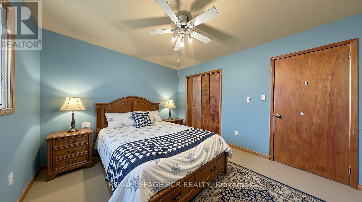 4244 4th Line Property Photo 31