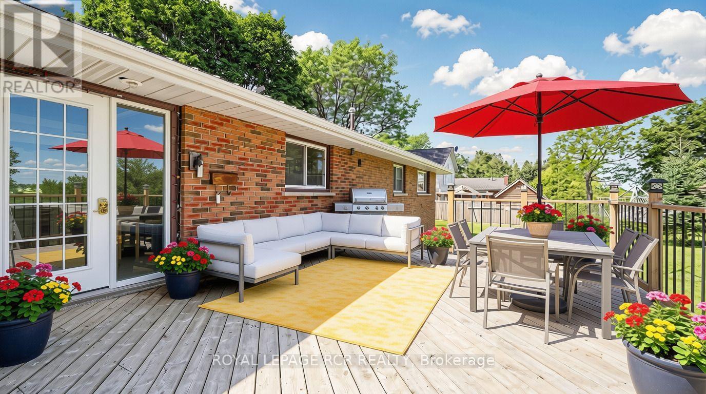 4244 4th Line Property Photo 42