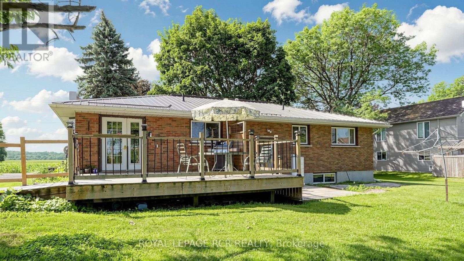 4244 4th Line Property Photo 48