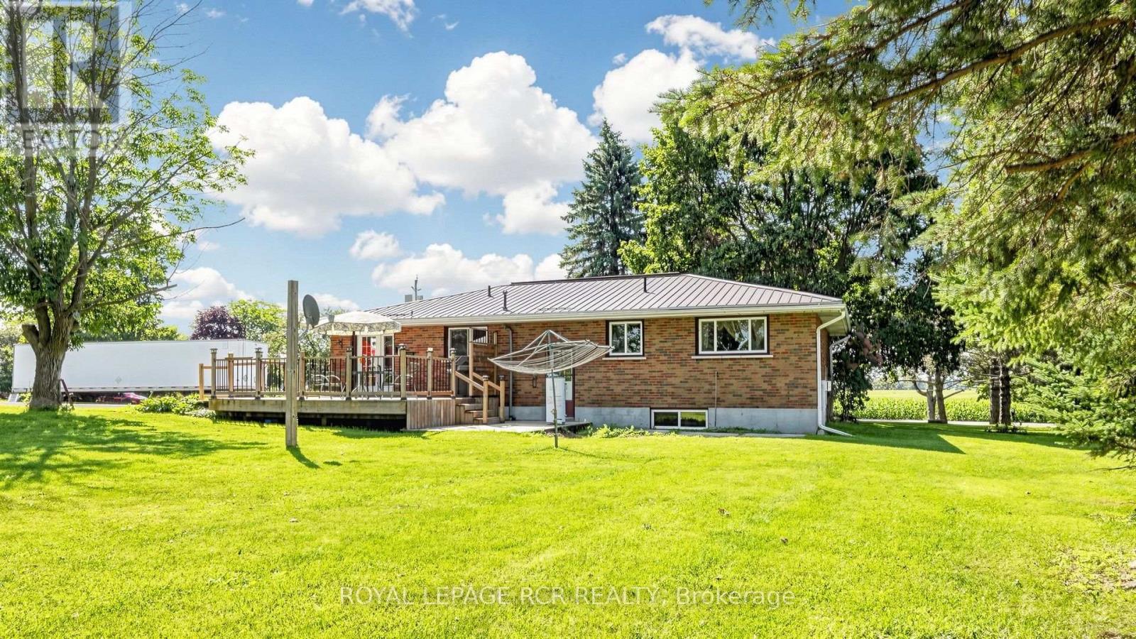 4244 4th Line Property Photo 49
