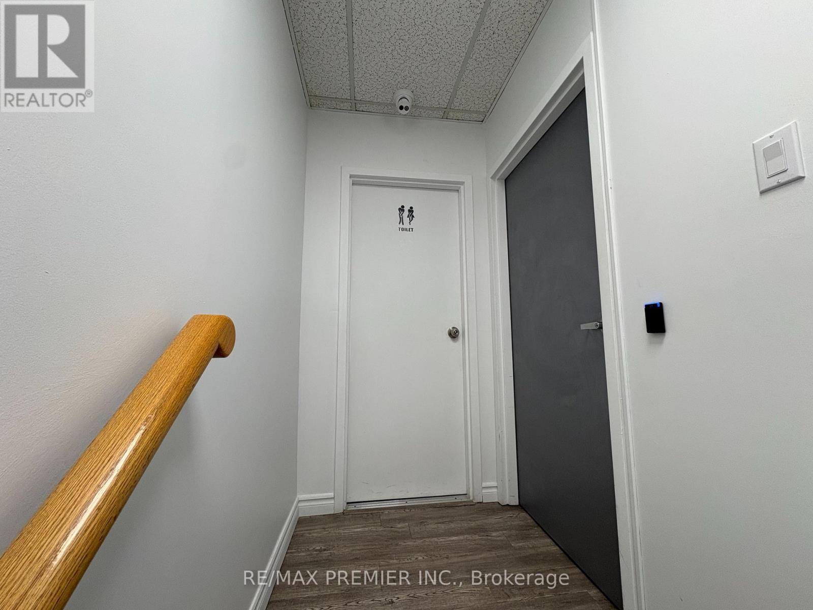 12 - 120 Woodstream Boulevard Property Photo 3