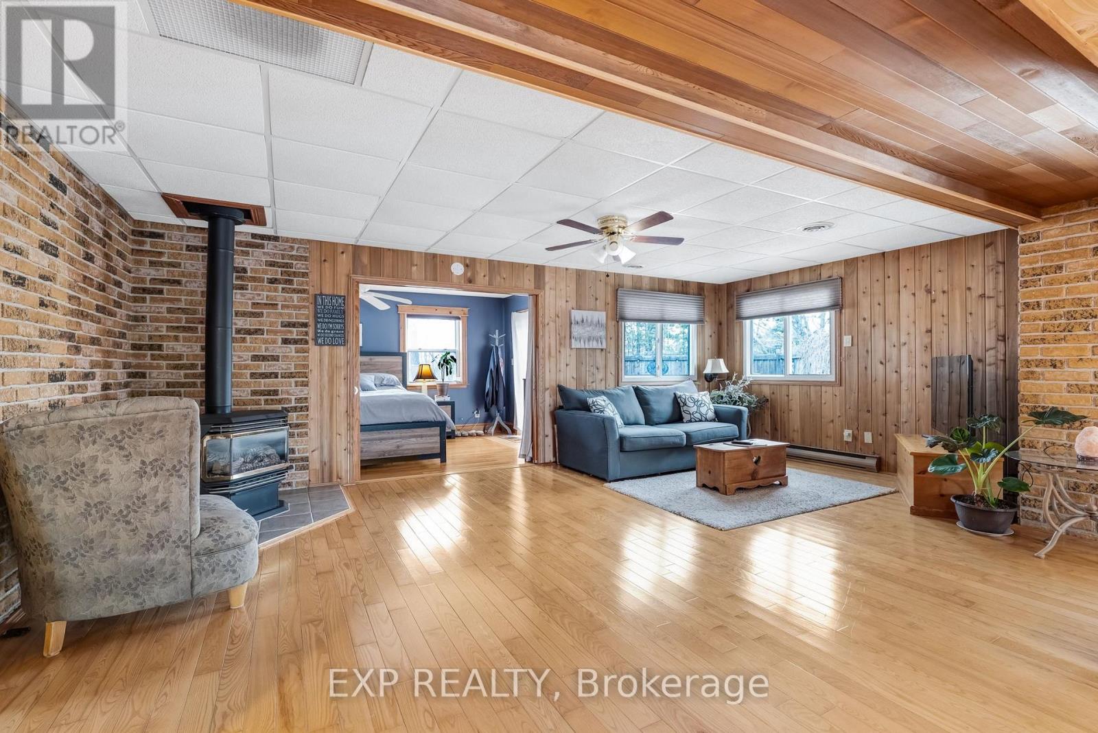 3909 Richview Road Property Photo 22
