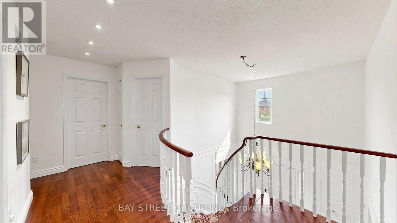 26 Kew Gardens Property Photo 18