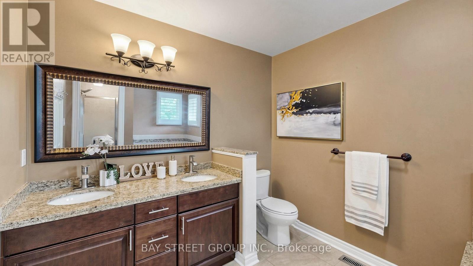 26 Kew Gardens Property Photo 23