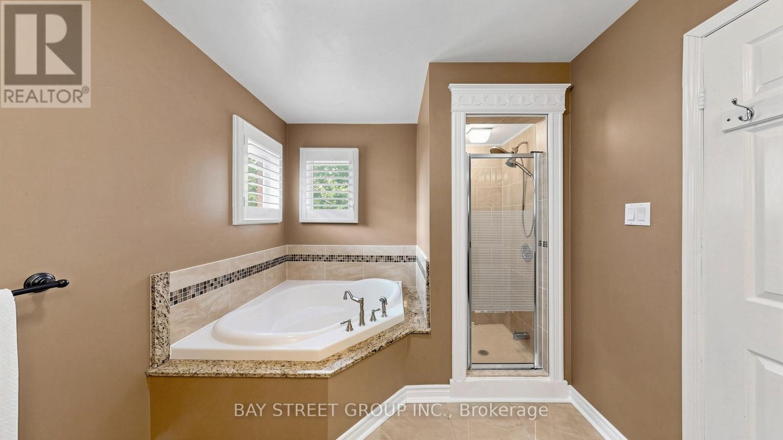 26 Kew Gardens Property Photo 24